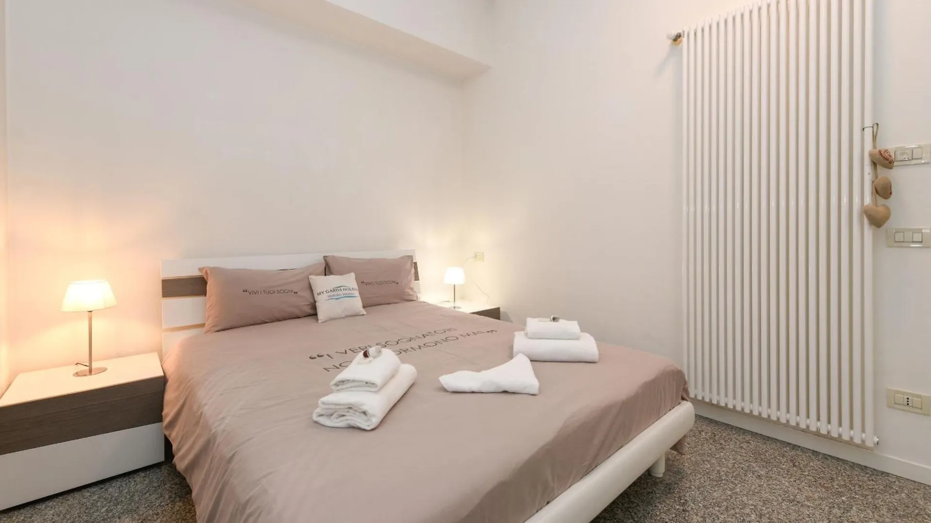 Mgh - Verona City Stay